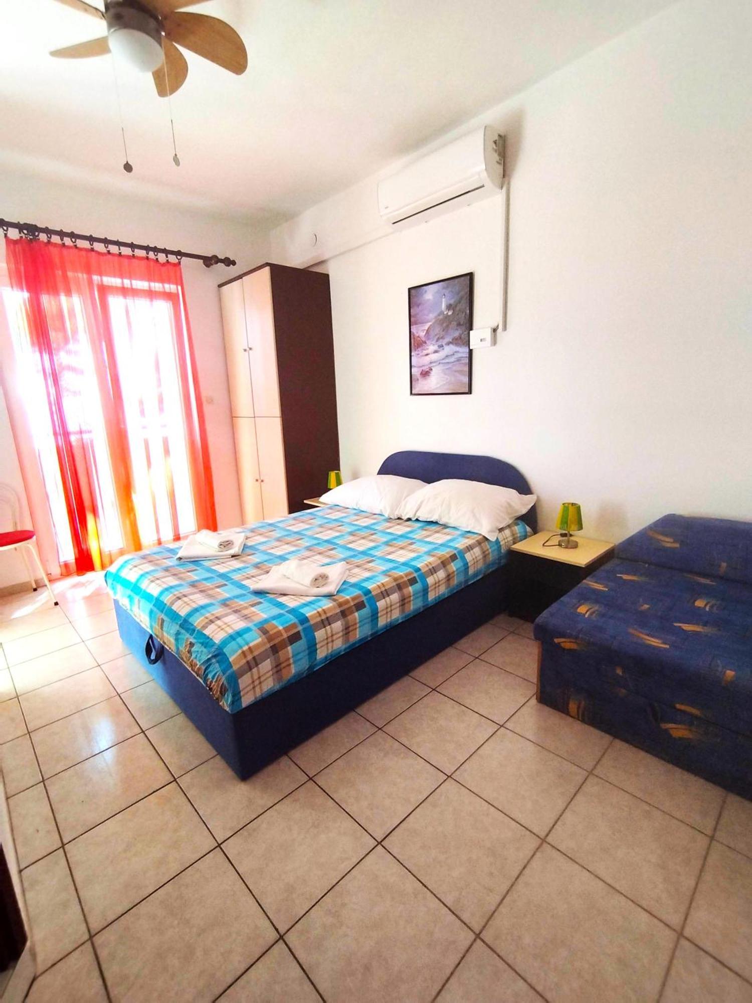 Apartment Jelas Živogošće Екстериор снимка