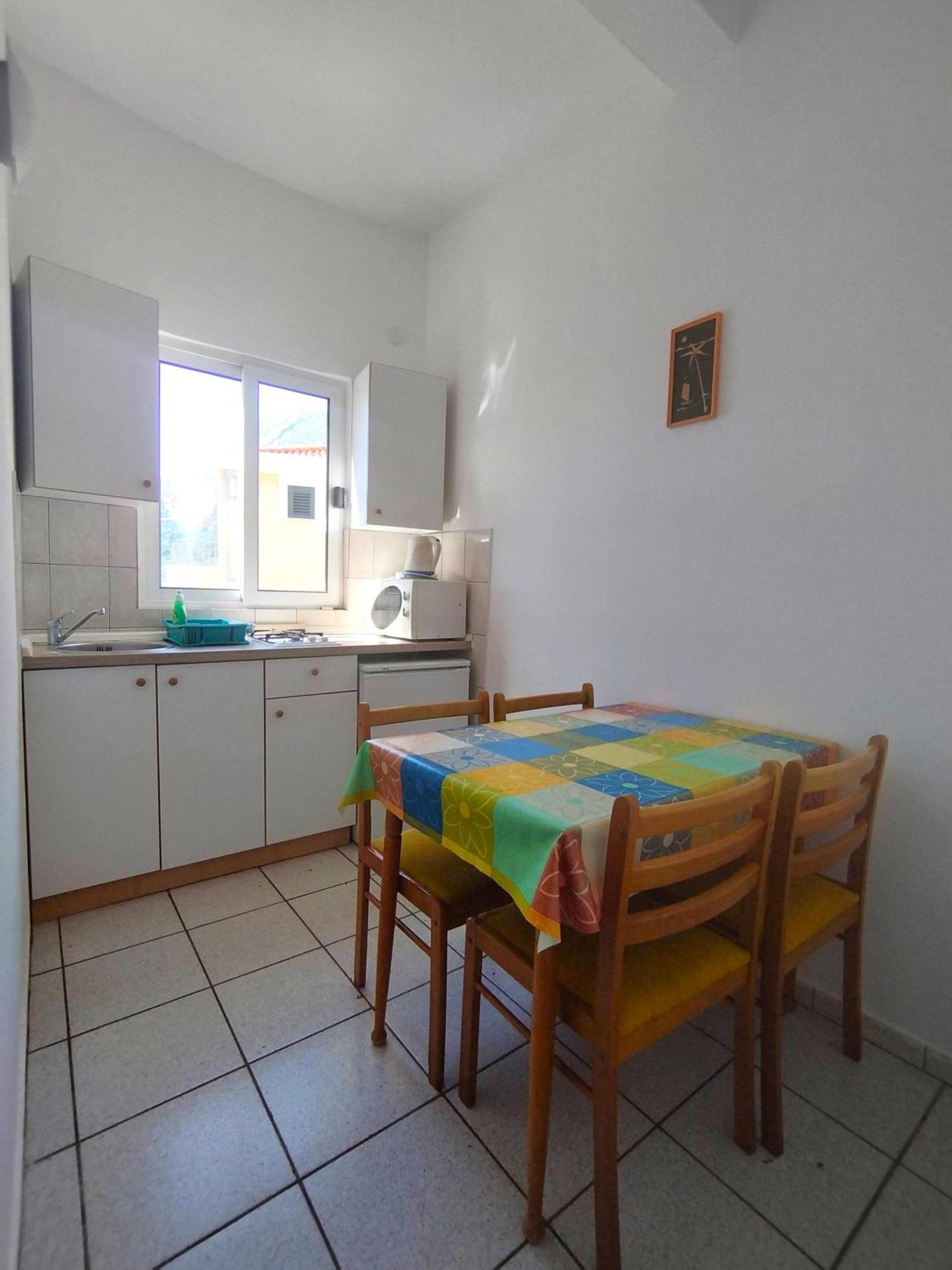 Apartment Jelas Živogošće Екстериор снимка